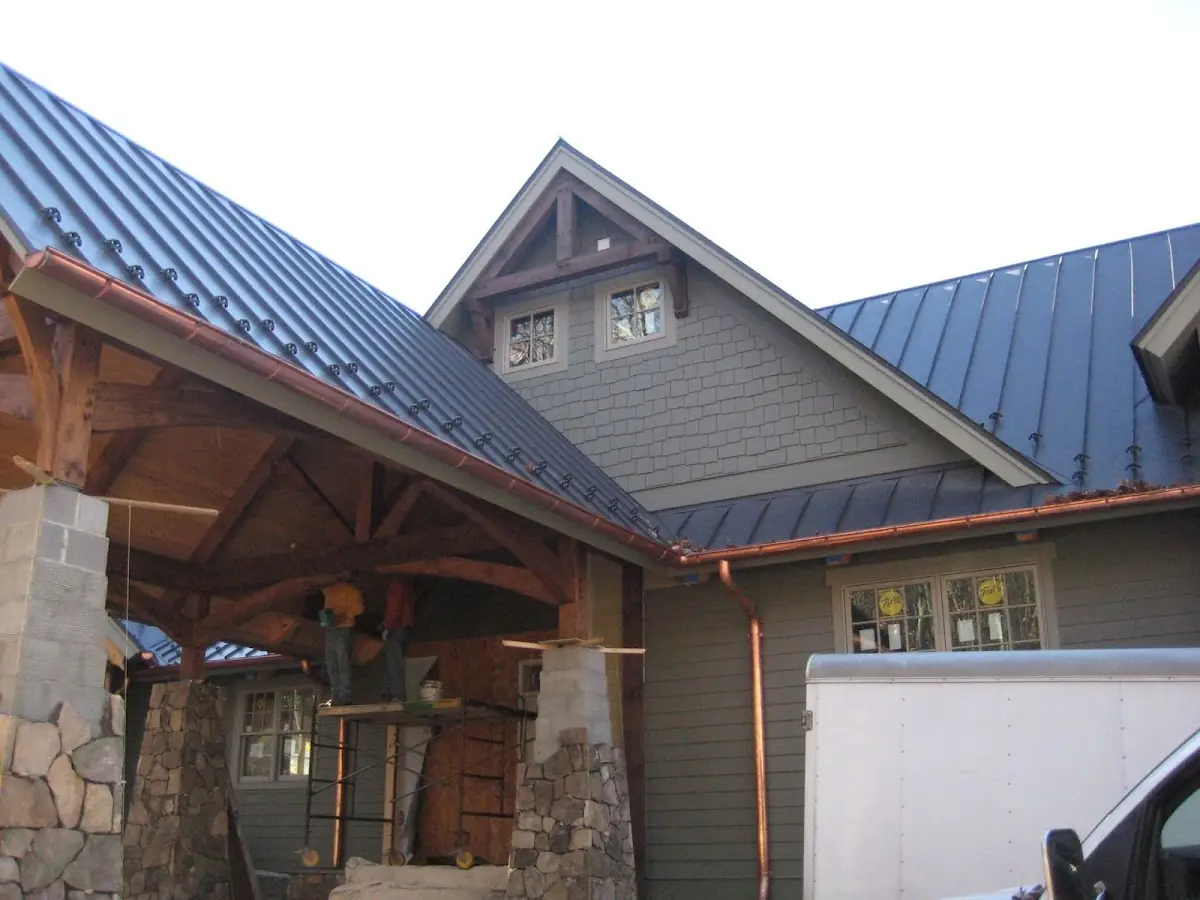 Craftsman Roofing team delivering quality roofing work in River Park